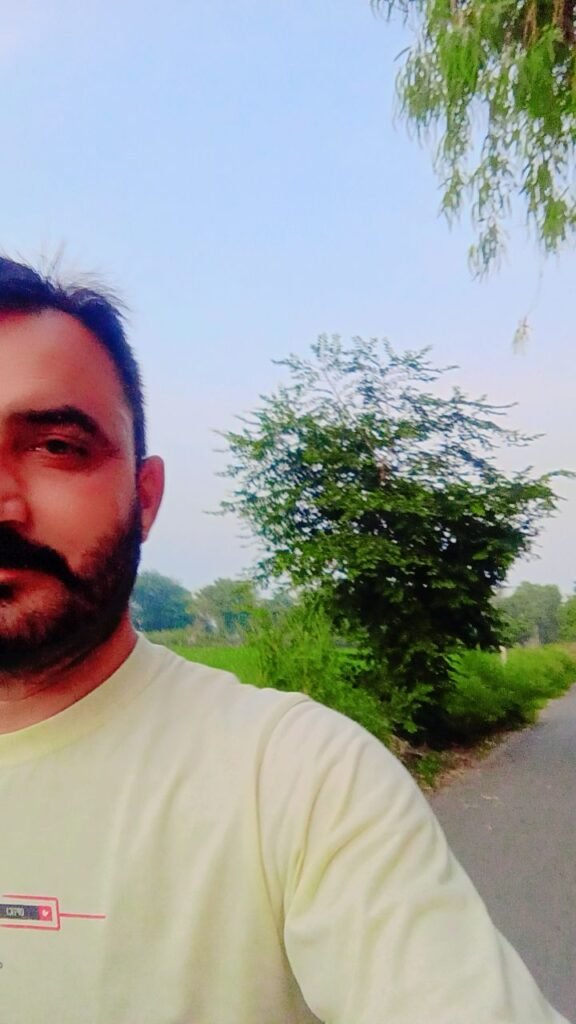 2 किले फ्रंट मलोट रोड़ 6 किले जमीन खिउबाली